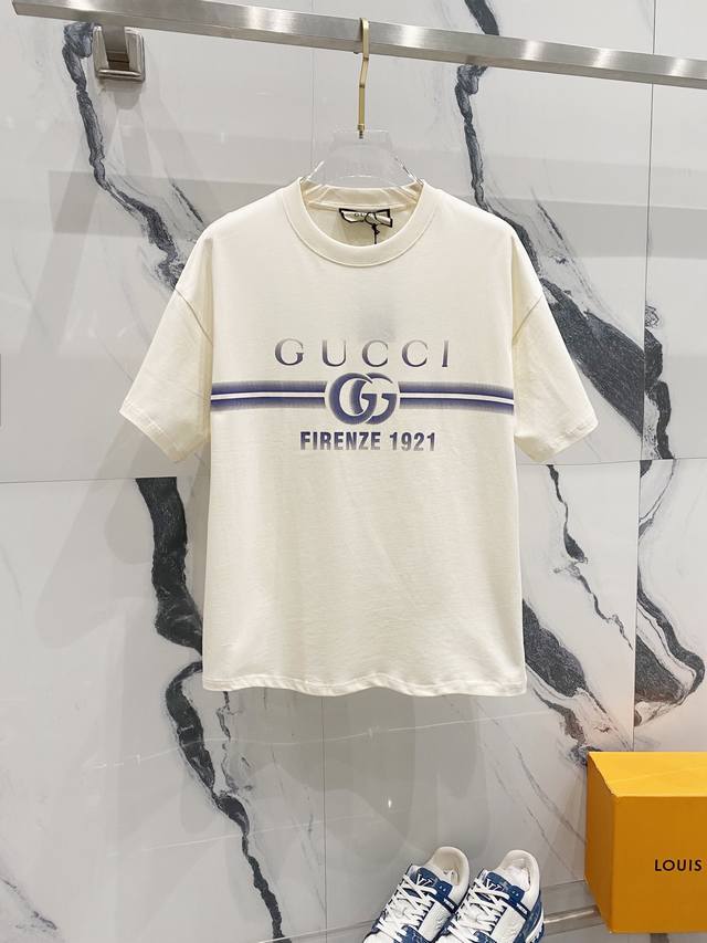 Gucci 古驰 260克纯棉圆领短袖t恤 经典gg字母腰带logo印花标识 官方同步 高版本 高品质 时尚个性 百搭潮流 纯原品质 原版面料 吊牌 领标 水洗