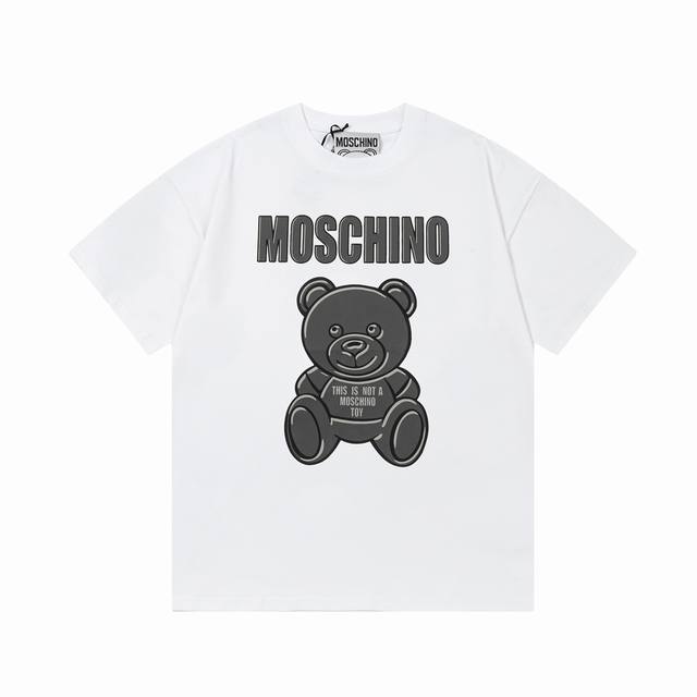 Moschino 莫斯奇诺 暗黑小熊字母印花 Logo标识精致升级，灵感源自八十年代复古 原版面料 官方同款 短袖t恤 定制260克同缸染面料 手感非常舒服 春