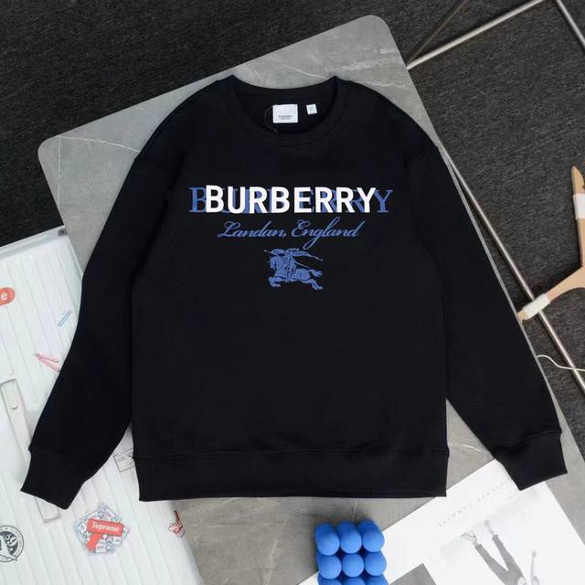 Burberry 巴宝莉印花圆领毛圈卫衣 1:1对版面料420克毛圈高克重百分百纯棉 提前做过预缩水1×1双纱洗一辈子都不会变形的 男女同款 官网细节 战马字母