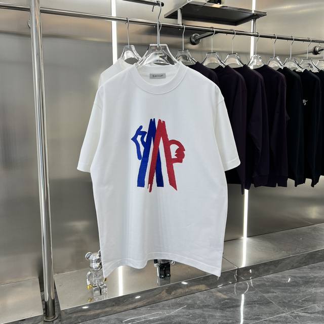 Moncler 蒙口 2024秋冬新款 320克短袖t恤 金属点缀男女同款 S M L Xl Xxl 五个码 黑色 白色