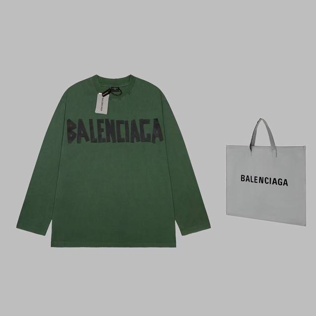 可配手提袋5 高品质 Balenciga 巴黎世家 磨破 胶带长袖t恤 采用磨破工艺 细节无法挑剔，极具档次感与奢华辨识度！三标齐全 版型属于休闲宽松小落肩的版