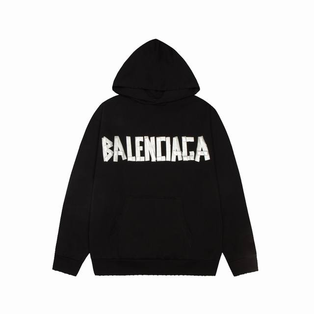 高品质 Balenciga 巴黎世家 磨破 美纹胶带连帽卫衣 采用磨破工艺 细节无法挑剔，极具档次感与奢华辨识度！三标齐全 版型属于休闲宽松小落肩的版型裁剪。