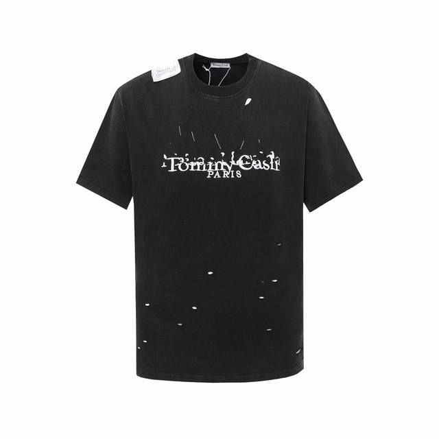 Masionmargiela X Tommycash 联名款破洞设计 水洗面料废土风满满 独家定织定染高克重紧密精梳棉面料 质感柔软舒适 男女都非常合适 人手必