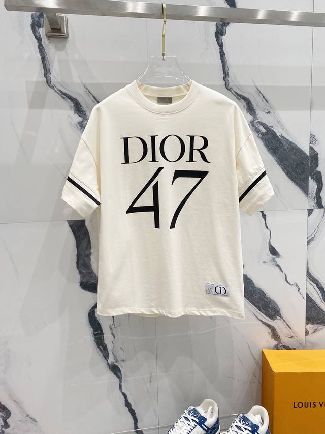 Dior 迪奥 260克圆领短袖t恤 Cd47大logo印花 拼接手袖设计 官方同步 高版本 高品质 时尚个性 百搭潮流 纯原品质 原版面料 吊牌 领标 水洗麦