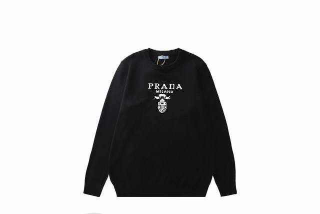 新款上新 原版面料 官方同款 2024Ss新款 Prada 普拉达圆领毛织 高品质的面料柔软 工艺:采用顶级包芯纱毛料，男女同款 吊牌 领标 水洗麦 三标齐全