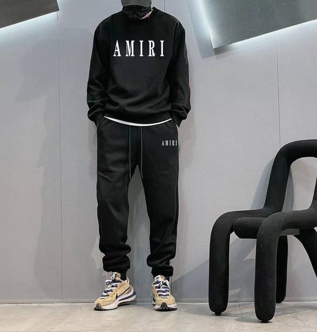 Amiri 24年新款套装版型，经典图案潮流休闲卫衣套装，高档的品质专柜在售，顶级制作工艺毛圈面料，专柜款独特设计，采用高端订制丝线手感一流！！ 码数：M-Xx