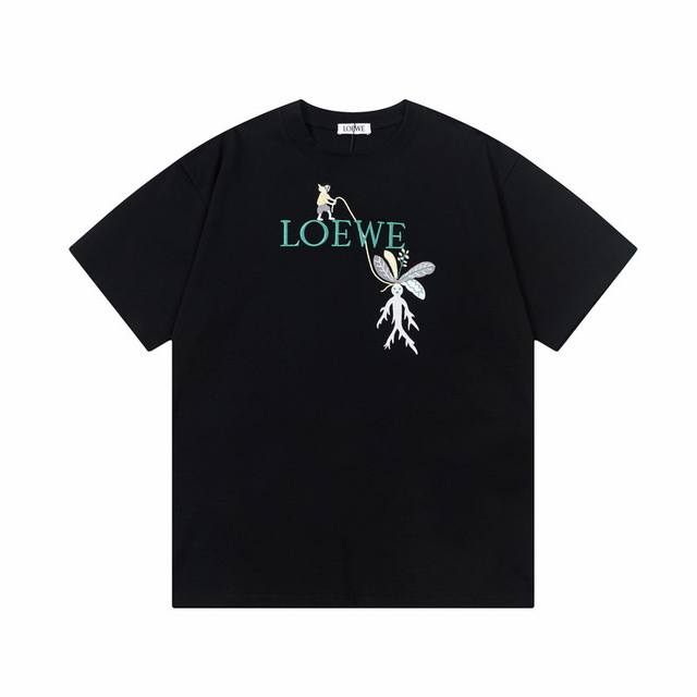 Loewe 罗意威 曼德拉草刺绣人参精灵图案圆领短袖t恤 百搭潮流 男女同款 吊牌 领标 水洗唛 三标齐全 定织定染280克精梳棉面料 尺码：S-Xxl 颜色：