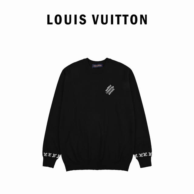 Louis Vuitton路易威登24Ss 字母长袖薄款毛衣 原11,850购入，此款打底衫毛纱采用48支超细高密度精纺羊毛纱线，上身柔软舒适柔软，采用德国进口