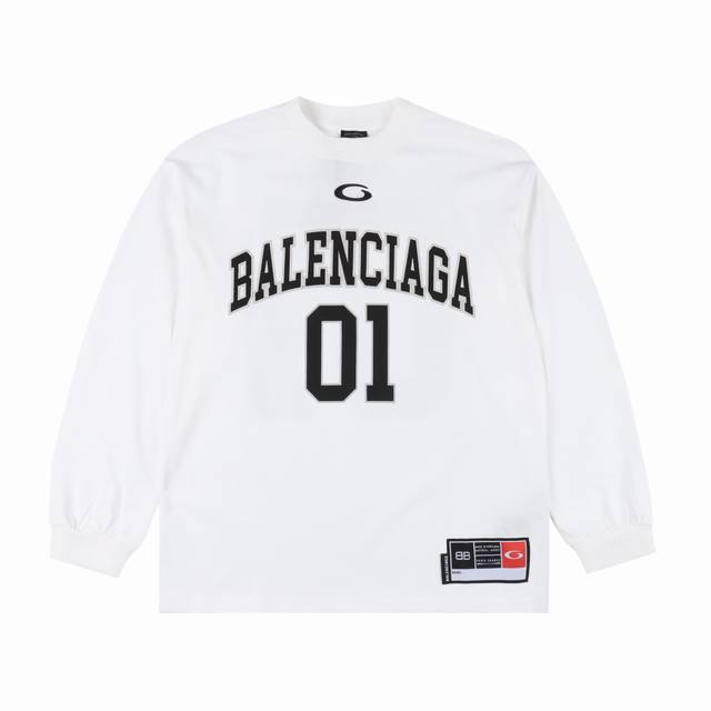 Balenciga 巴黎世家 01号长袖T恤 采用进口印花贴布刺绣工艺，工艺极其复杂 纯棉柔软面料，对色定染面料，潮流感十足，定染纯棉面料，Os版型，三标齐全，