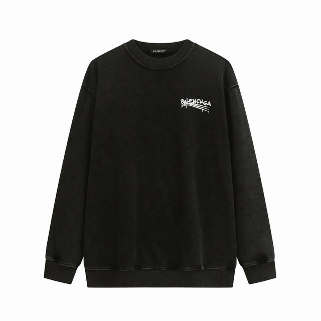 上新 Balenciaga 巴黎世家 基础圆领印花卫衣 官网新款正版购入开模打版！1:1顶级复刻！采用320G大毛圈面料。 这款极简主义设计和精美细节于一身。胸