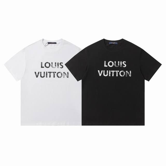 上新 Louis Vuitton Lv路易威登 大理石纹字母压胶短袖T恤 240克双纱面料32支纯棉,男女同款全新美学灵感趣味设计,渠道性质精品。让整体造型设计