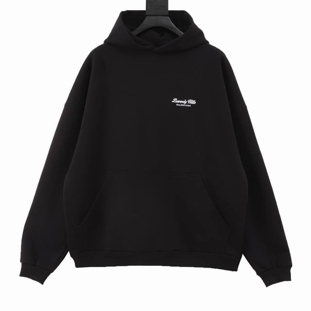 Balenciaga 巴黎世家 24Fw 比弗利山庄限定刺绣连帽卫衣 采用订色订染毛圈纯棉卫衣面，420G双股双纱，手感舒适 进口针织针梳棉进行制作，厚度适中，