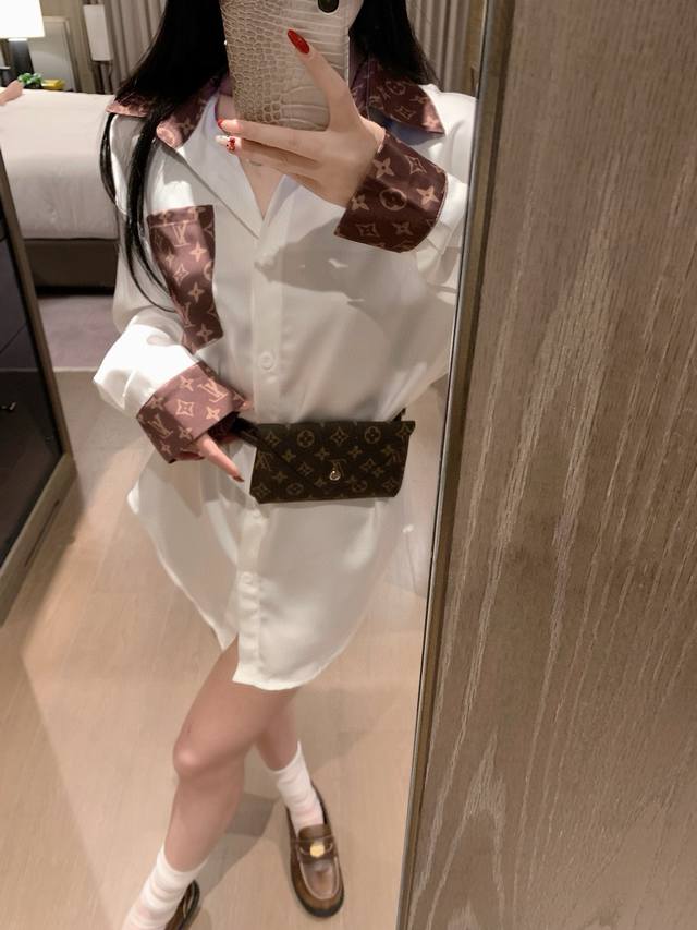 Louis Vuitton Lv 驴家字母四叶草印花翻领长袖缎面衬衣连衣裙配老花包包 款号：2567060 8 颜色：黑色 白色 尺码：Sml S码80-95斤