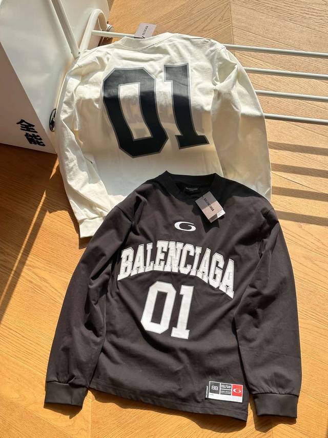 供 Balenciaga巴黎世家 Basketball 系列 01号球衣长袖T恤男女同款 黑色 白色 Xs L 顶级版本，原样购入开发 面料订制染色 做水洗预缩