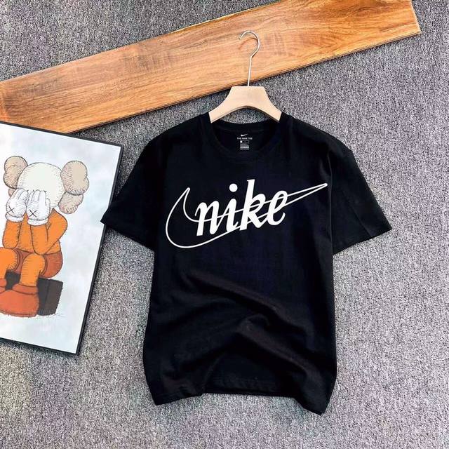 耐克Nike夏季新款240克双纱，时尚港风圆领印花休闲短袖T恤衫，男女同款上衣 颜色黑白 M 衣长69胸围102肩宽51 L 衣长71胸围106肩宽52 Xl