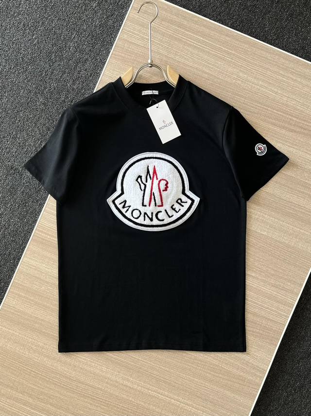 高品质 Moncler 蒙口毛巾绣大Logot桖， 25Ss春夏新品，官网旗舰店同步开售，M家经典大Logo，非二次开发，原版成型，采用32支240克平纹双纱纯