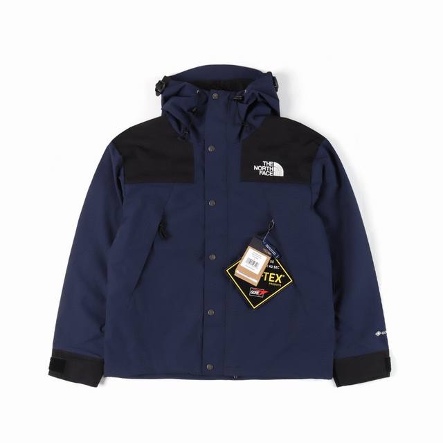 顶级品质 区别通货 Thenorthface北面1990经典款户外防水冲锋衣登山夹克# 今年的冲锋衣升级了所有的配件面料以及工艺品质！ 为了还原Zp的一切质感今