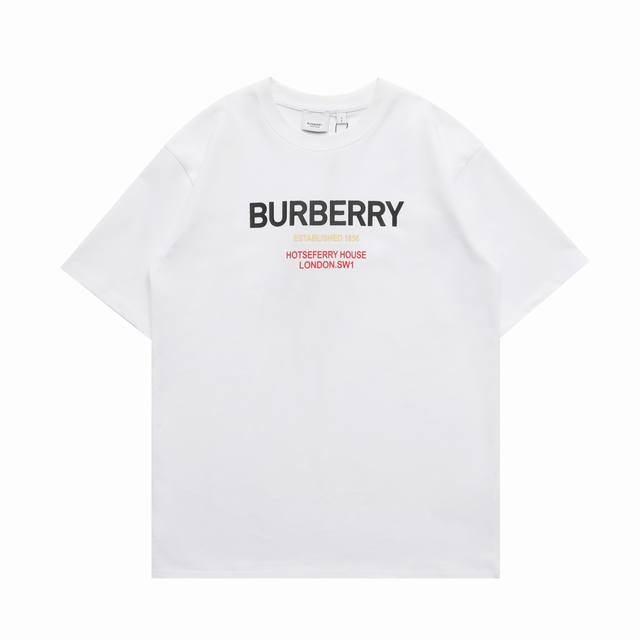 顶级复刻版本 Burberry 巴宝莉新款重磅伦敦限定印花圆领短袖T恤 面料: 280重磅纯棉，随意对比 采用特定重磅32S精棉平纹针织面料，搭配32S+70D