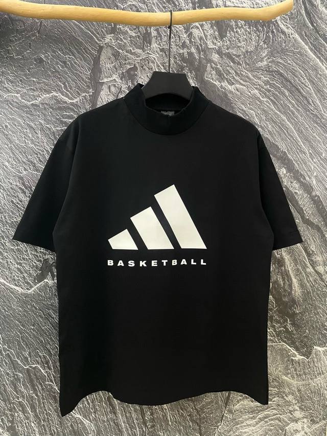 正确版本高领螺纹 Adidas阿迪Basketball 24Fw联名Os极简高级复古蛋糕领短袖T恤 男女同款！ 面料采用260克双纱爽滑棉，正品购入1:1开模打