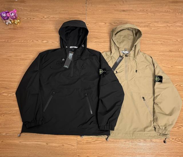 Stone Island 石头岛套头半拉链机能外套 甄选品质 实拍可见 面料采用高品质防风防水优质冲锋衣面料 整件二本针走线 机能工装日系风十足 当季必备 非常