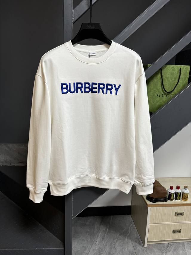 顶级最高版本 Burberry 巴宝莉 Bbr 经典后背战马圆领卫衣 男女同款 情侣款 宽松版型 最高版本 原版面料 高版本 高品质 所有细节 面料辅料工艺 全