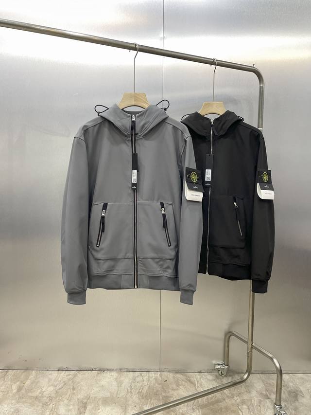 顶级版本 Stone Island石头岛 Ss24新款Shell-R系列户外机能风徽标袖章连帽情侣拉链夹克外套 面料采用加厚复合涤纶 原版一致 防风性 舒适性提