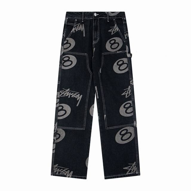 Stussy 斯图西 美式潮牌宽松版型牛仔长裤 满印Logo 黑8印花 经典款式高街滑板摇滚风格 颜色：黑色 兰色 码数：S M L Xl