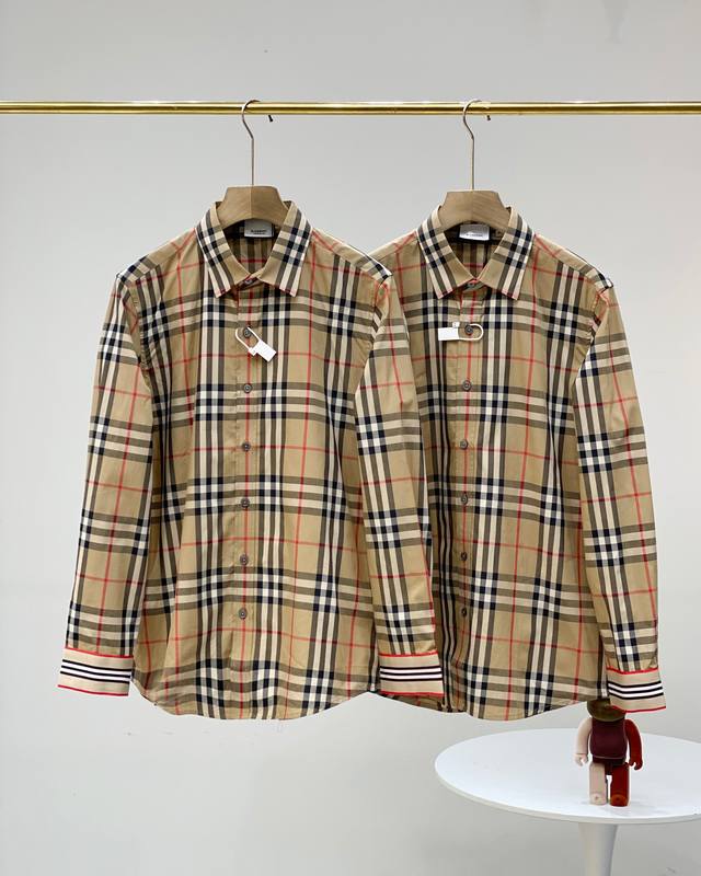 顶级版本 Burberry 博柏利高品质男女同款Burberry 博柏利男女同款长袖衬衣条子红外线严格对格对条，损耗较大，细节，车位线路细密整齐，官网同步发布，