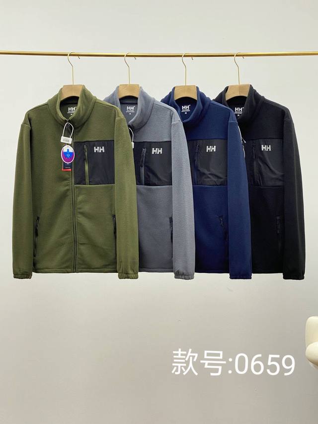 Helly Hansen 海丽汉森情侣款轻型保暖立领抓绒衣外套 经典款摇粒抓绒衣！代工厂出货，品质可靠，单穿内搭都可，适合日常穿着。 这款夹克受高山灵感启发，功