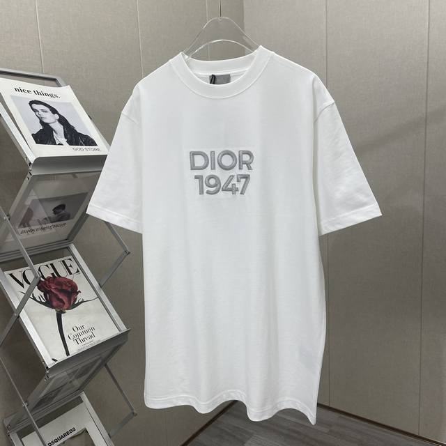 顶级最高版本 Dior 迪奥 经典1947刺绣圆领短袖半袖T恤 男女同款 情侣款 宽松版型 最高版本 原版面料 高版本 高品质 所有细节 面料辅料工艺 全部1: