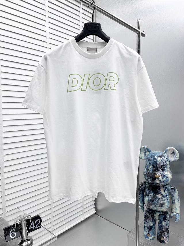 顶级最高版本 Dior 迪奥 经典字母刺绣圆领短袖半袖T恤 男女同款 情侣款 宽松版型 最高版本 原版面料 高版本 高品质 所有细节 面料辅料工艺 全部1:1