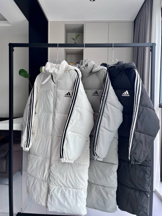 阿迪达斯中长款棉服 阿迪达斯Adidas三叶草三条杠棉服，中长款棉衣，保暖收割机，Yyds，防寒厚款锁住温暖，零下温度轻松应对，甄选健康棉，品质严格把控，舒适柔