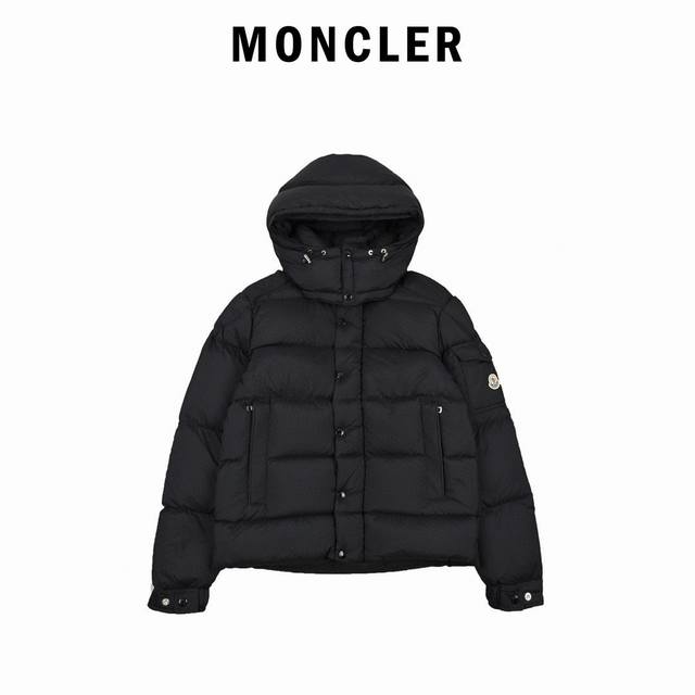 全码！蒙口特级羽绒 标配Nfc Moncler 秋冬新品 Vezere短款.雾面哑光Maya.男士羽绒服夹克外套. 这款Vezere男士短款羽绒夹克是基础款保暖