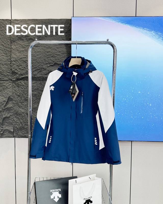 Descente 迪桑特顶级三合一帽子可拆卸户外防风防水登山服情侣两件套冲锋衣外套男款 摇粒绒抓绒内胆可拆卸！户外顶级好面料！功能性强大！纯原单！品质好到爆！不