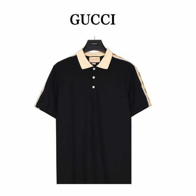 Gucci 古驰 反光织带Polo衫 购入正品打版操作 区别市面 订织双鱼骨纹网眼胚布 定染杏色面料 与正品无色差 定制反光条有弹力 区别市面 领口定制螺纹 颜