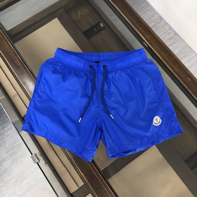 Moncler 蒙口 春夏新品、最新专柜款短裤、时尚沙滩裤、定制原版 做工细节无可挑剔、完美出品、专柜高科技速干纤维尼龙面料、清爽舒适、型男必备、13颜色任选