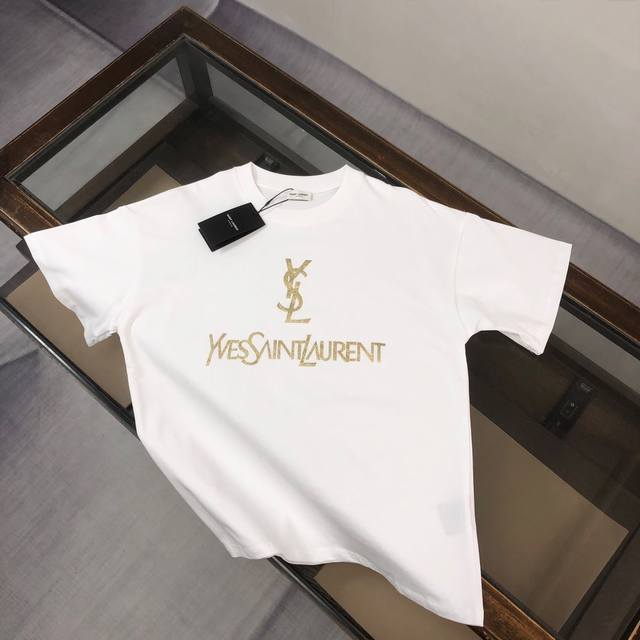 Saint Laurent 圣罗兰 Ysl 25Ss专柜同款圆领短袖T恤 情侣款 品牌Logo字母印花设计 定制棉质面料 厚板立体！衣服偏厚使整体高透气和柔软性