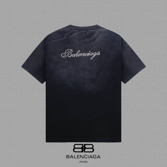 Balenciaga 巴黎世家] 2025Fw短袖T恤 高端26S双纱300克面料 洗水喷马骝做旧磨破工艺 颜色：洗水黑 尺码：S M L Xl